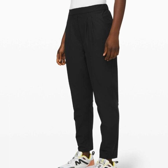 Lululemon Essential High Rise Trousers Warpstreme Size 6 Black Womens Stretch